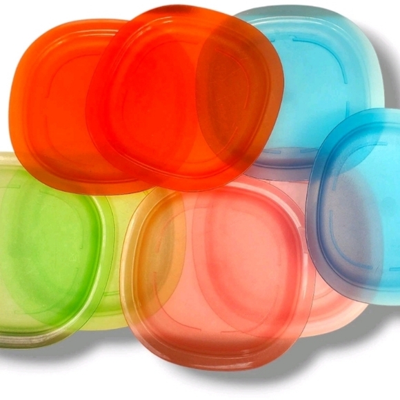 Tupperware Luncheon Plates Set of 8 Multicolor 3398B Microwave Reheatable USA - Picture 1 of 2